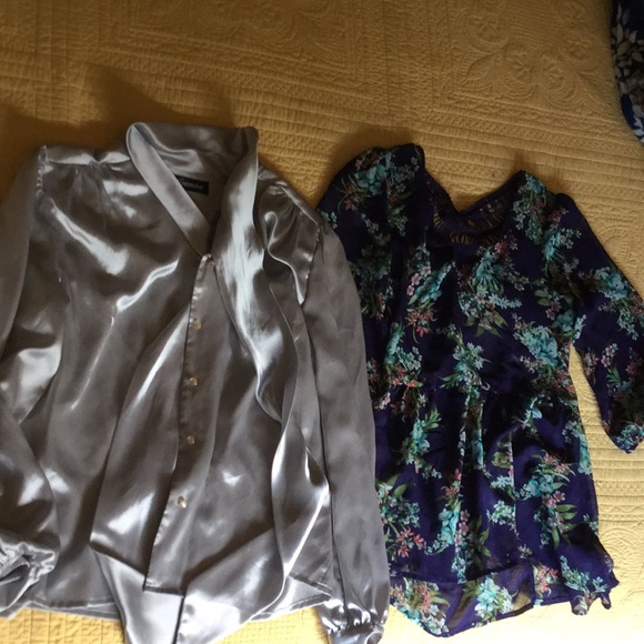 Two classy blouses - Picture 1 of 4